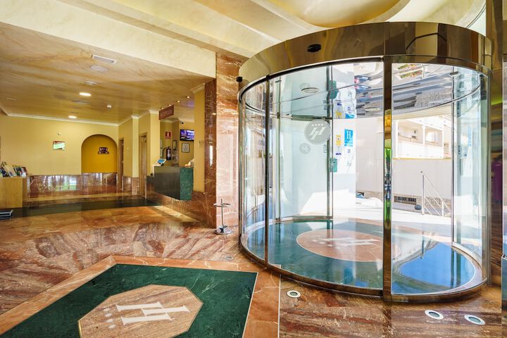Hotel 2 of 88