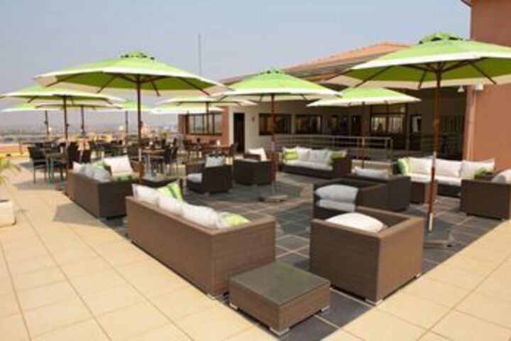 Terrace/Patio 18 of 19