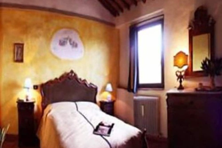 Room 5 of 69