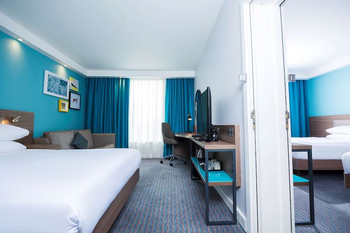Room 25 of 57