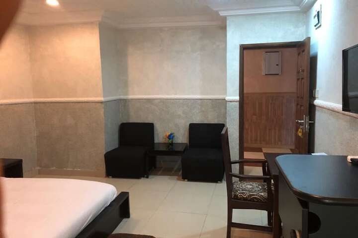 Room 40 of 71