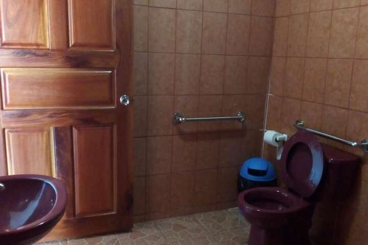 Room 34 of 49