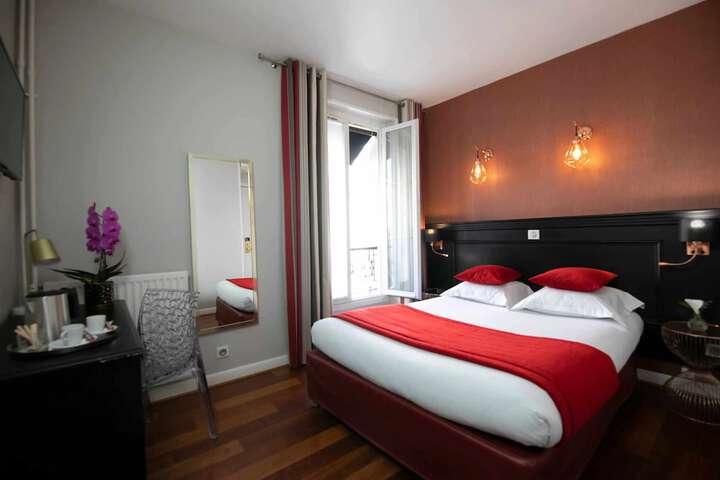 Room 16 of 37