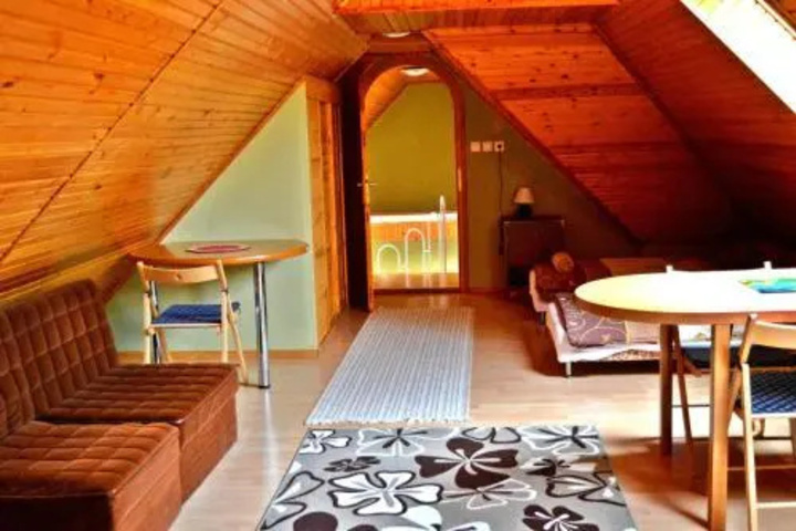 Room 3 of 13