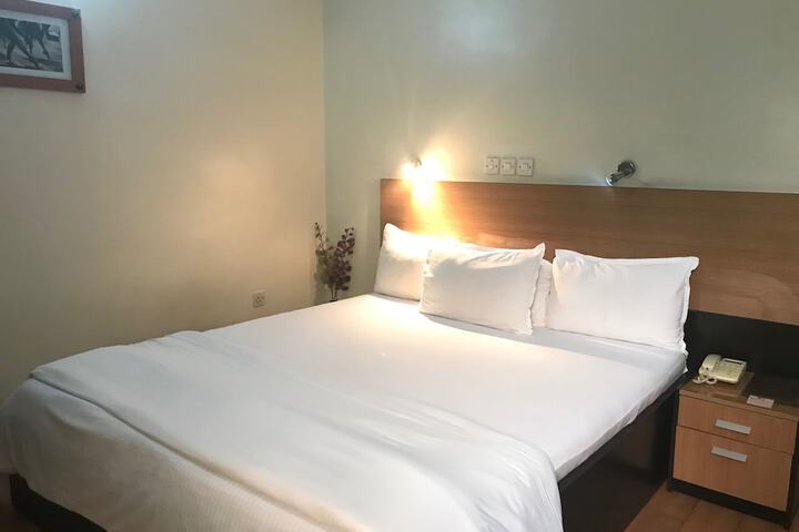 Room 3 of 26