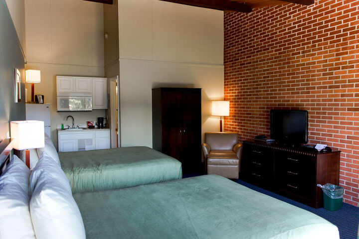 Room 17 of 64