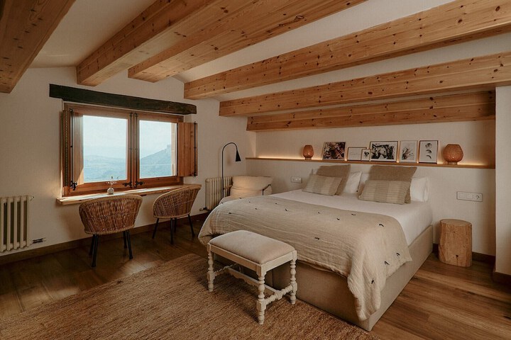 Room 8 of 88