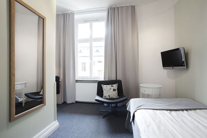 Room 12 of 57
