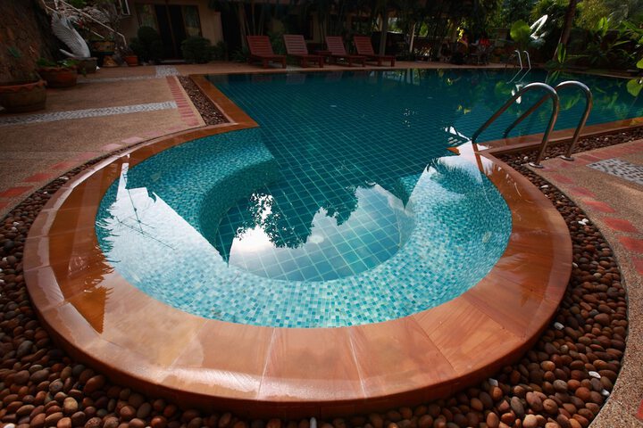 Pool 32 of 38