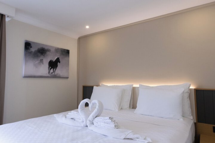 Room 12 of 52