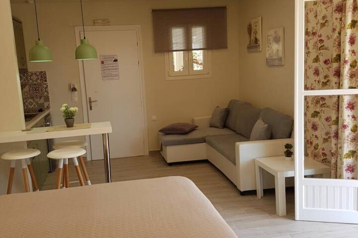 Room 8 of 65