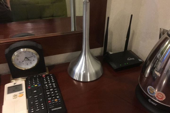 Room 10 of 44