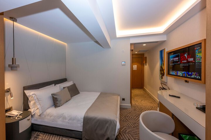 Room 29 of 59