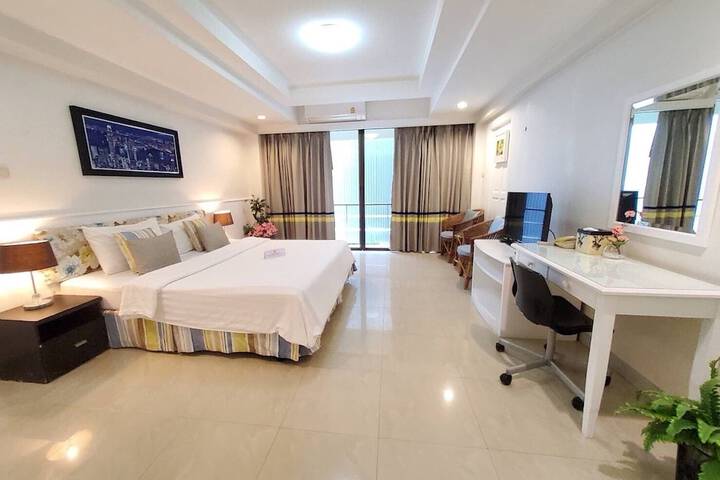 Room 26 of 75