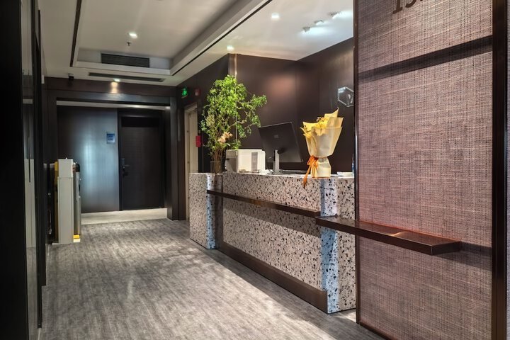Hotel Interior 4 of 61