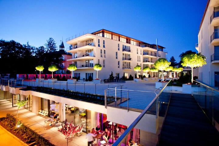 Lakes - My Lake Hotel