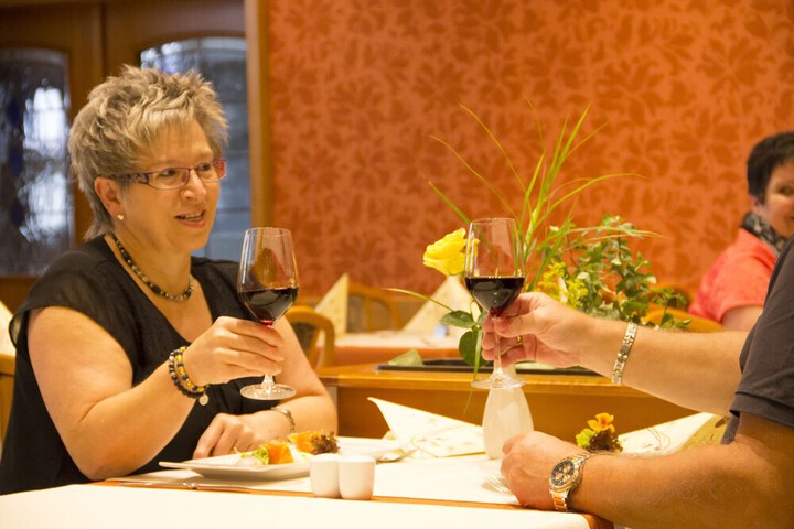 Dining 29 of 56