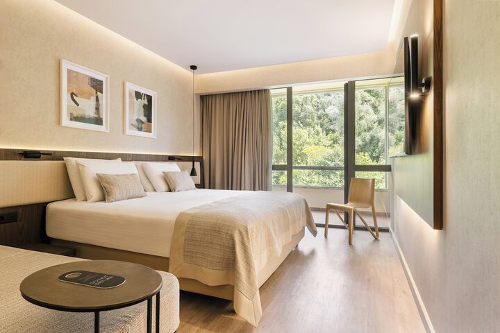 Room 20 of 87