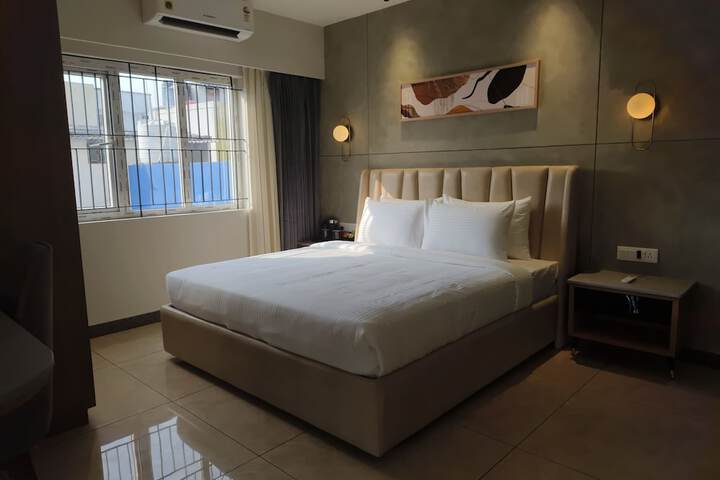 Room 22 of 46
