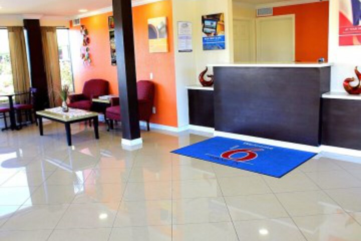 Hotel Interior 4 of 58