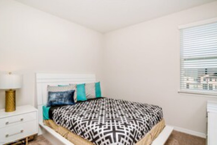 Room 80 of 117