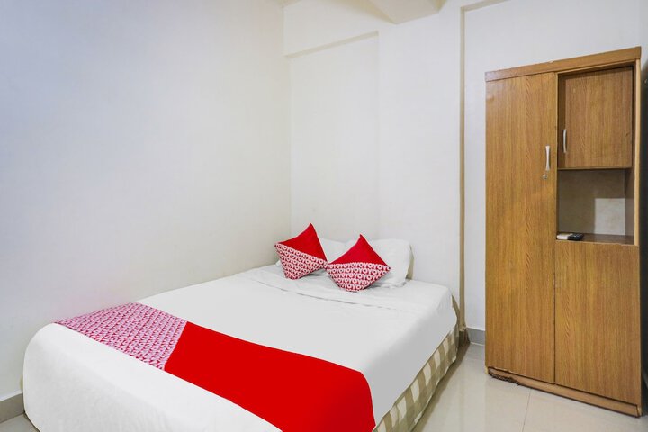 Room 5 of 25