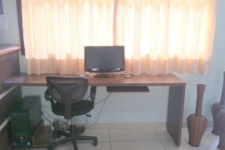 Business Center 44 of 45