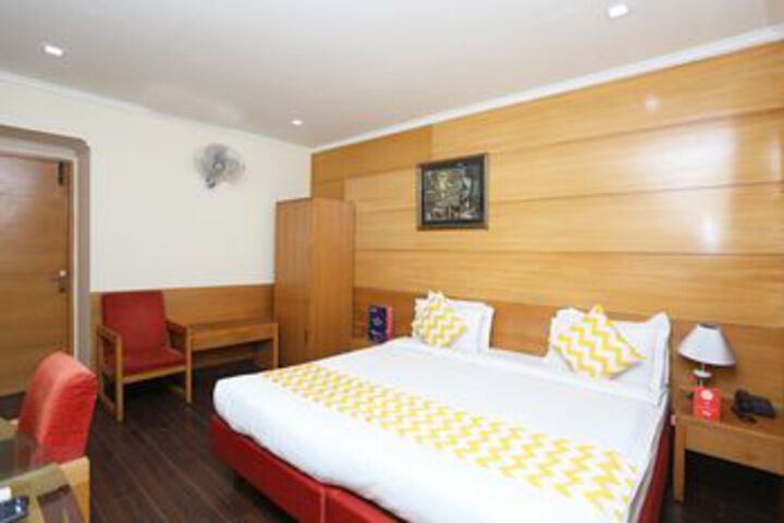Room 15 of 21