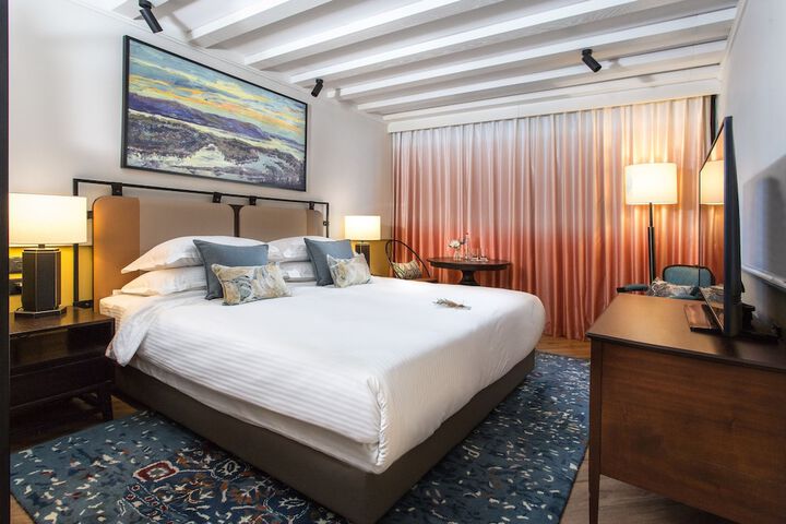 Room 42 of 105