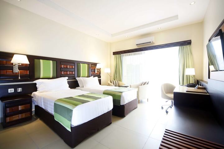 Room 26 of 74