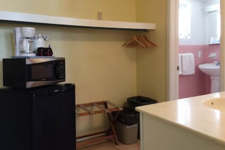 Room 151 of 258