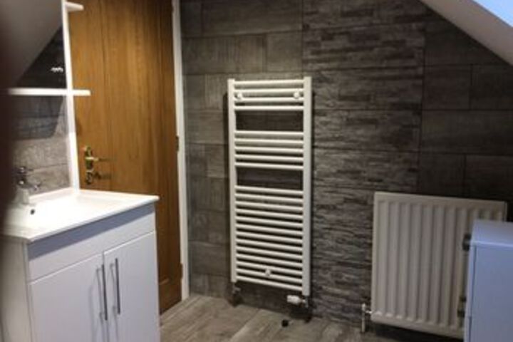 Room 4 of 25