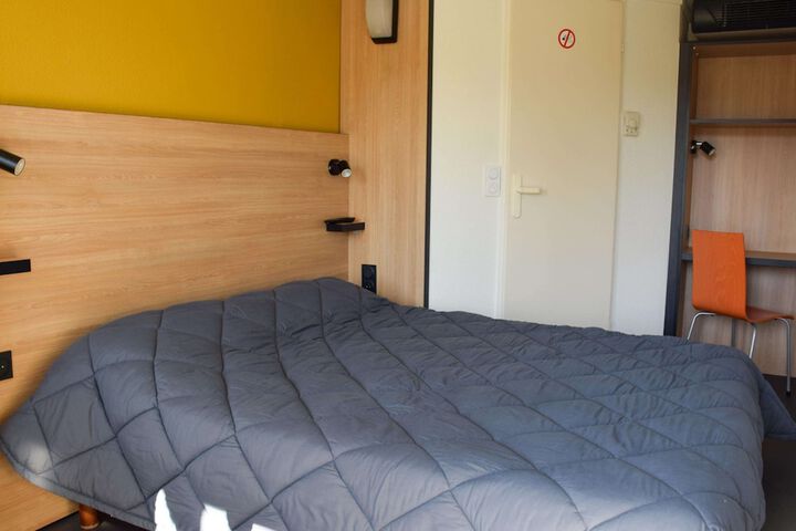 Room 7 of 29