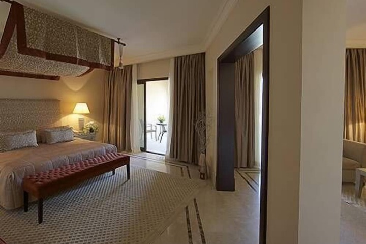 Room 5 of 34