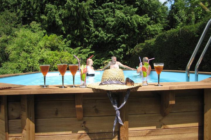 Hotel with Pool