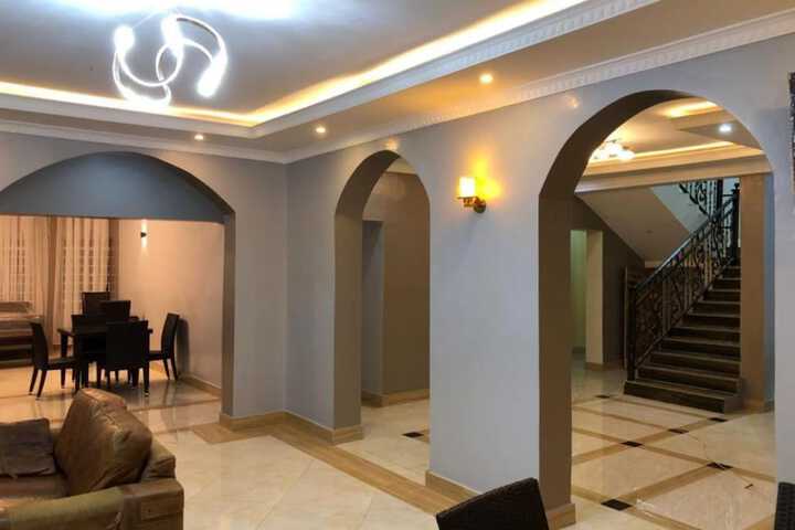 Room 4 of 14