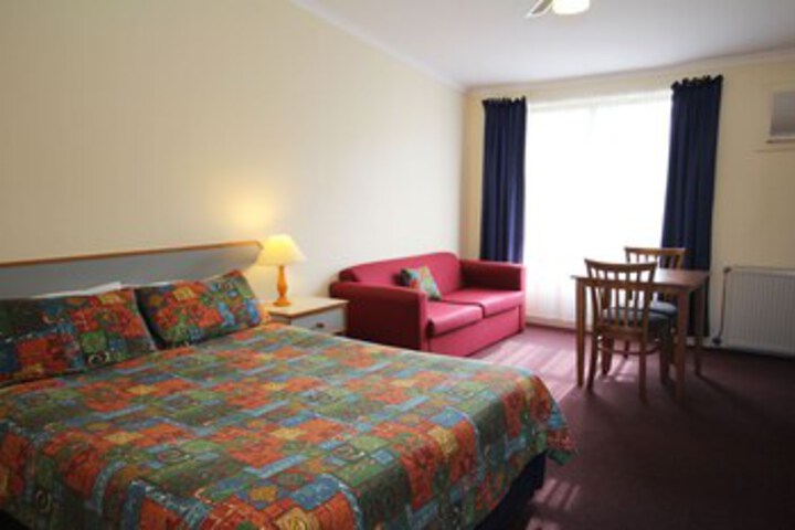 Room 7 of 54