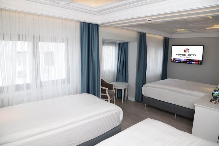 Room 18 of 28