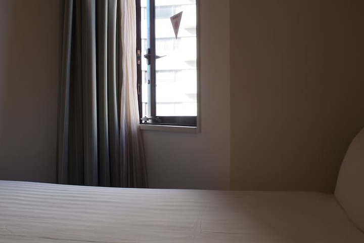 Room 28 of 51
