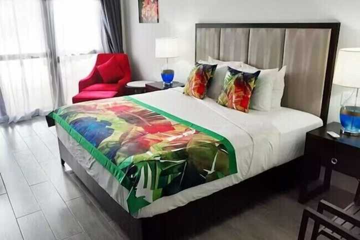 Room 14 of 23