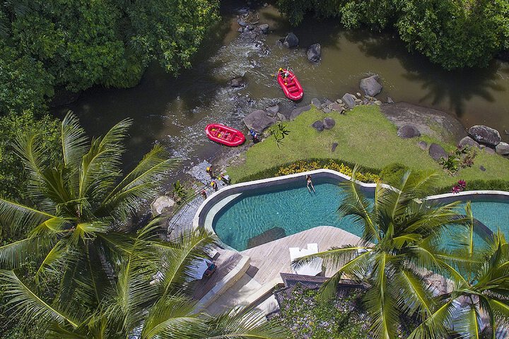 Pool 79 of 202