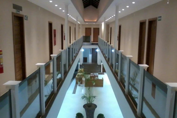 hotel_rooms
