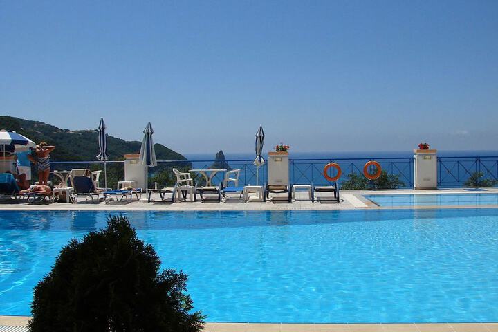 Hotel with Pool