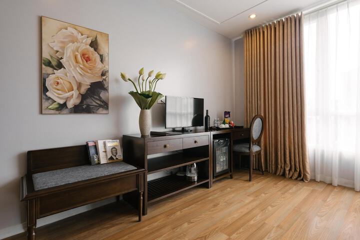 Room 9 of 45
