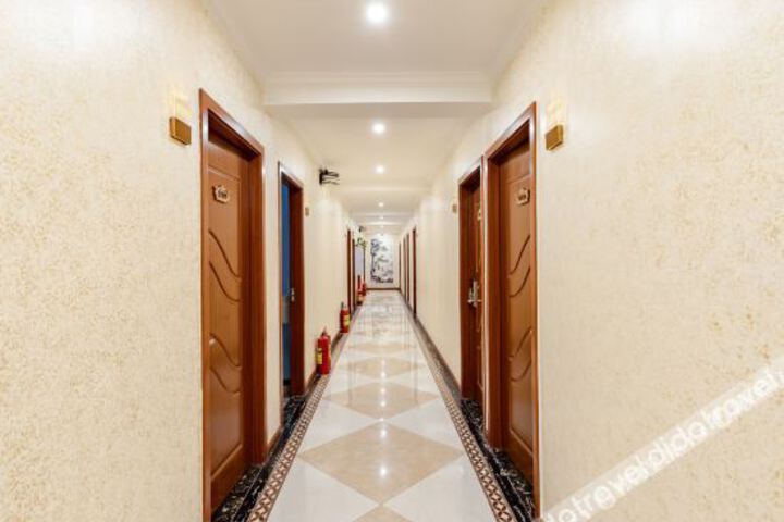 Hotel Interior 7 of 10