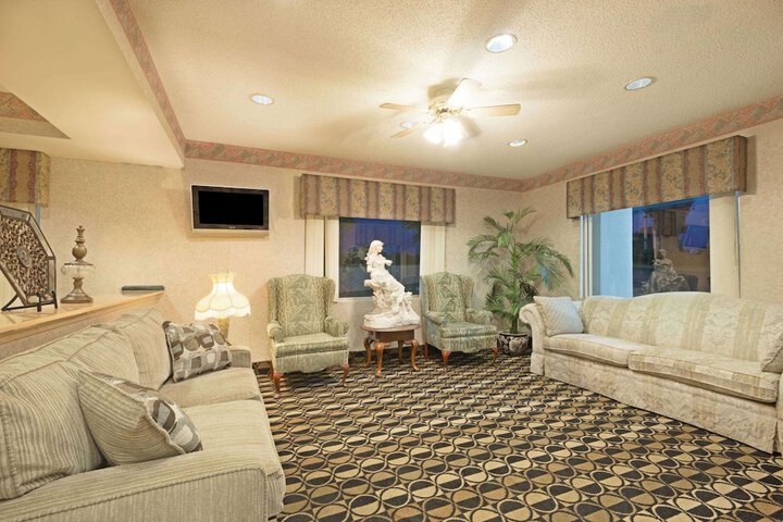 Lobby Photos