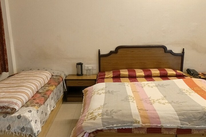 Room 12 of 46