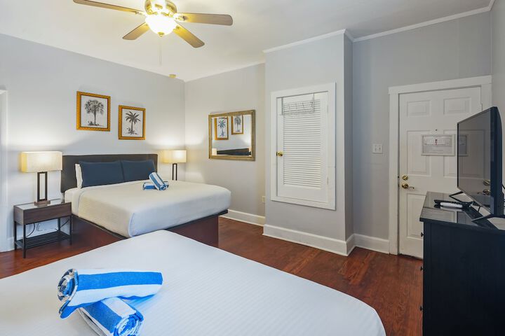 Room 13 of 62