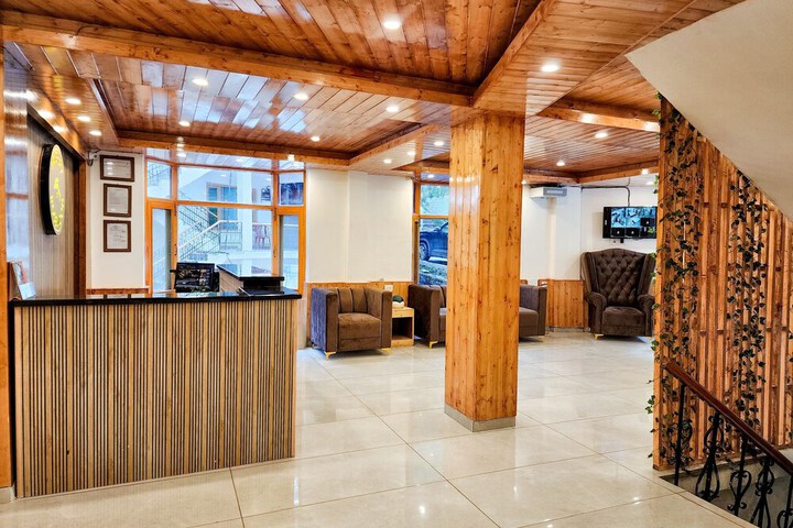 Hotel Interior 5 of 13