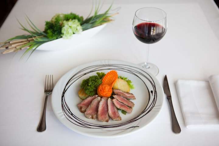 Dining 51 of 73